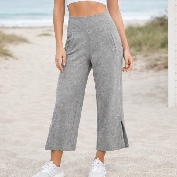 Athleta Pants - Athleta Womens Small Wide Leg Crop Pants Athleisure Pockets Yoga Legging Stretch